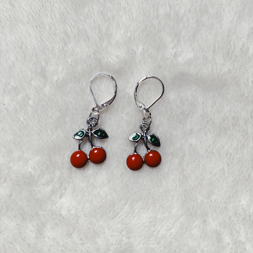 Red cherry earrings